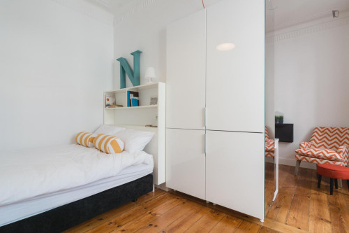 Good and cosy single bedroom in a super residence near Instituto Superior Técnico
