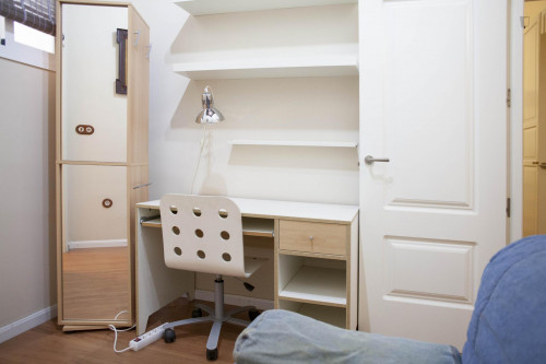 Charming 2-bedroom apartment next to Universidad de Sevilla: Facultad de Bellas Artes - Gallery - 7