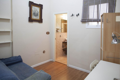 Charming 2-bedroom apartment next to Universidad de Sevilla: Facultad de Bellas Artes - Gallery - 6