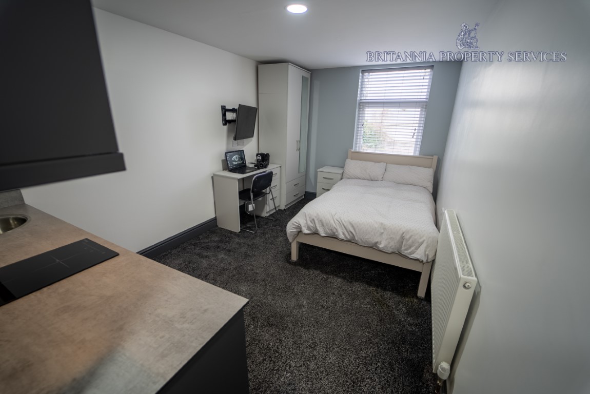  Studio Standard  -  76 Bournbrook Road  - Gallery -  11