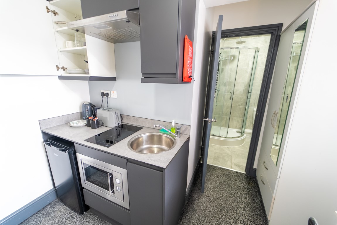  Studio Standard  -  76 Bournbrook Road  - Gallery -  7