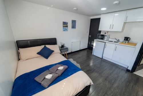 46 North Road  - Gallery -  4