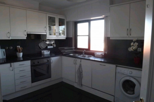 Welcoming 1-bedroom flat in Paço de Arcos with frontal sea view - Gallery - 5