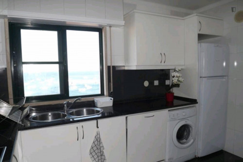 Welcoming 1-bedroom flat in Paço de Arcos with frontal sea view - Gallery - 6