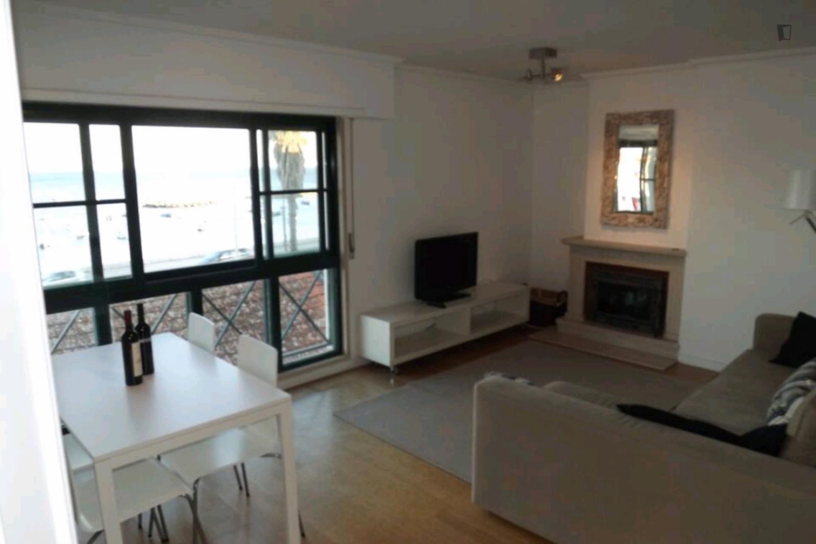 Welcoming 1-Bedroom Flat In Paço De Arcos With Frontal Sea View - 1