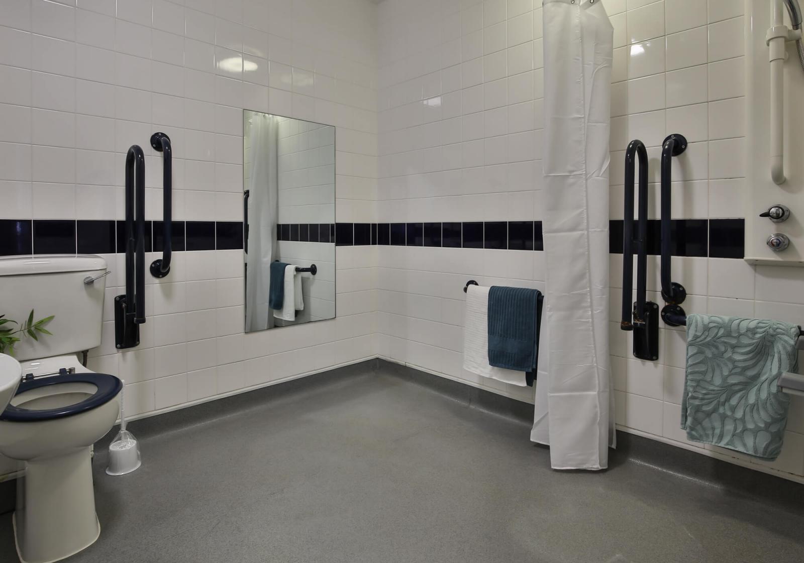  Gold En-Suite DDA  -  Will Wyatt Court  - Gallery -  10