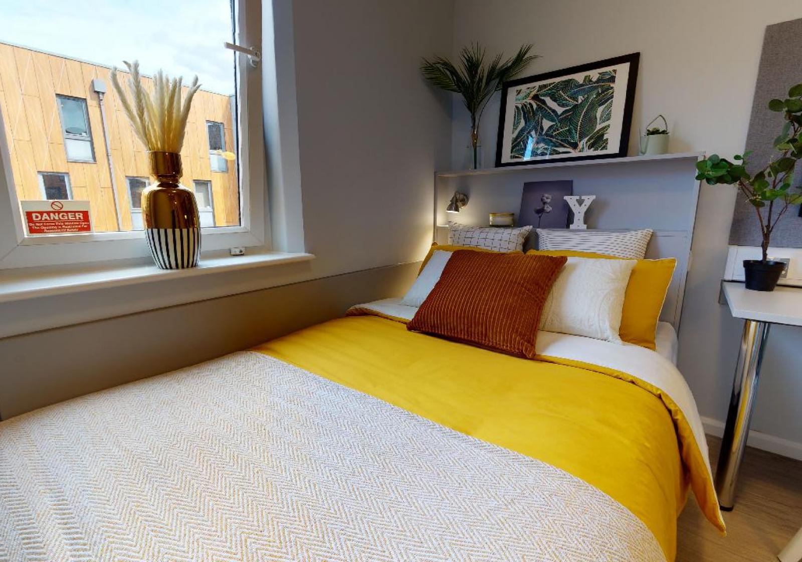  Gold En-Suite  -  Will Wyatt Court  - Gallery -  5