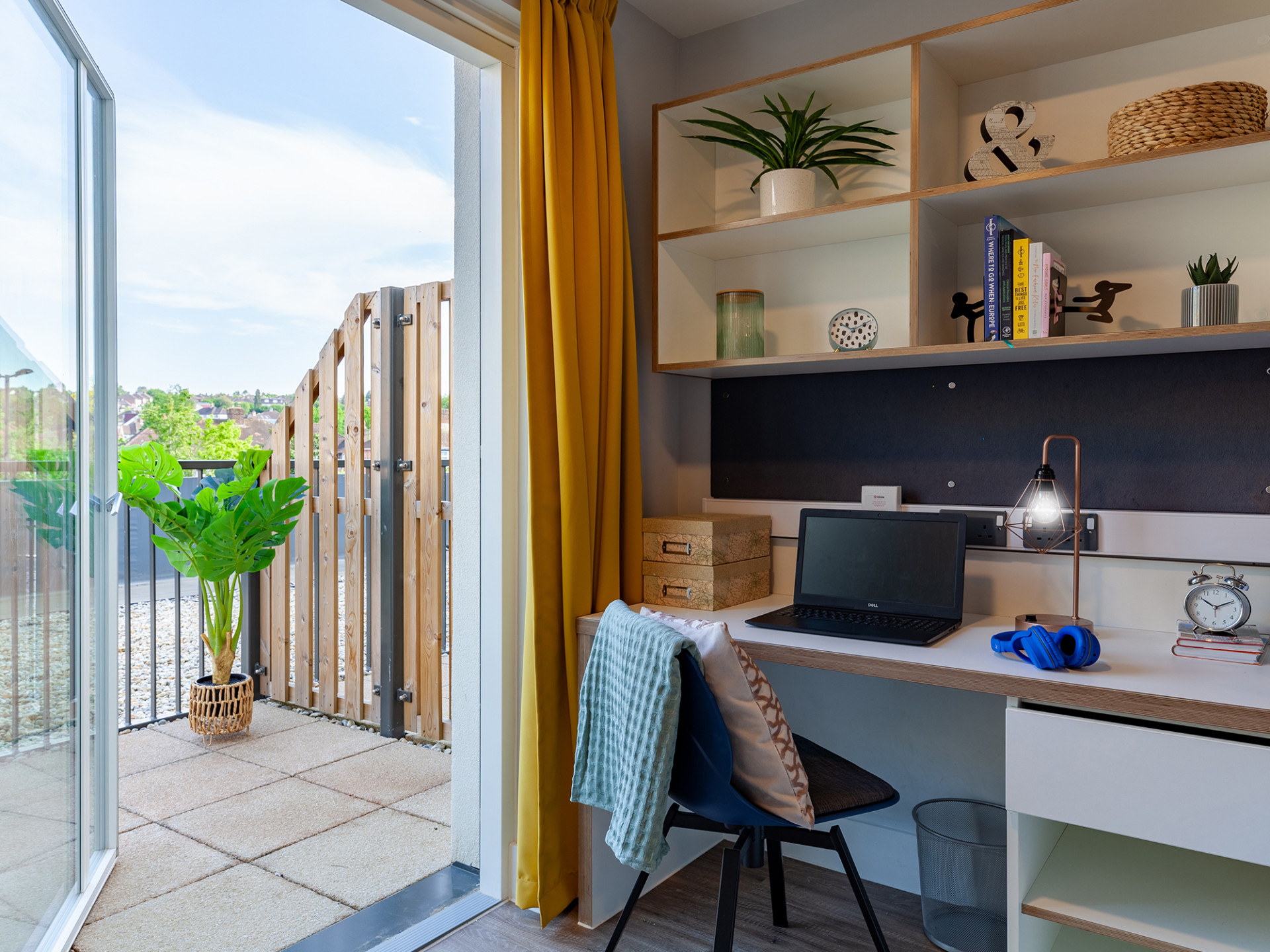  Superior Studio Terrace  -  West Way Square  - Gallery -  11