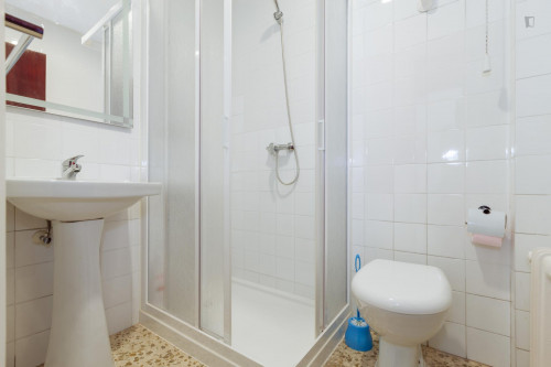Bright double bedroom near Campus de Fuentenueva UGR - Gallery - 18