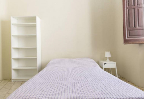 Appealing double bedroom close to Hospital Universitario Virgen de las Nieves