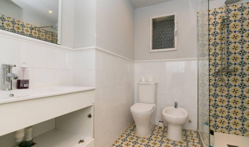 Alluring double bedroom in Realejo-San Matias area - Gallery - 2