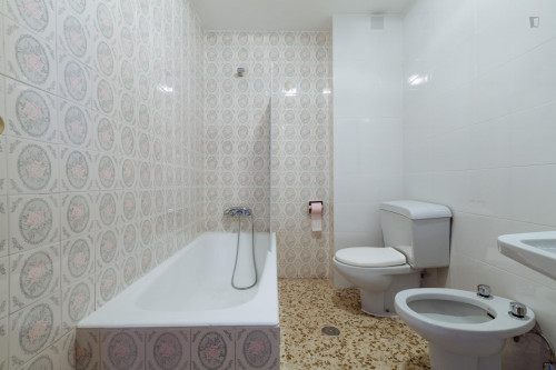 Sunny single bedroom in a flat, near Escuela Tecnica Superior de Arquitectura - Gallery - 13