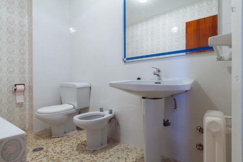 Sunny single bedroom in a flat, near Escuela Tecnica Superior de Arquitectura - Gallery - 12