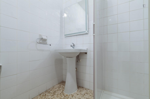 Sunny single bedroom in a flat, near Escuela Tecnica Superior de Arquitectura - Gallery - 10