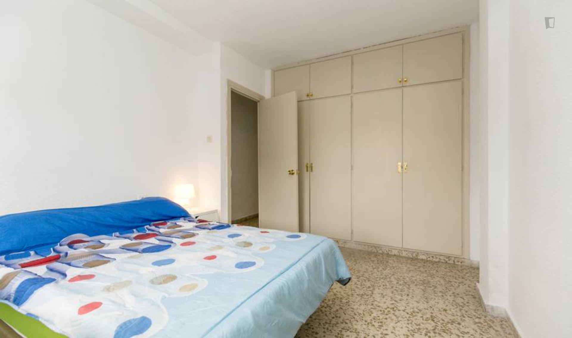 Comfortable Double Bedroom Near Parque García Lorca - 1