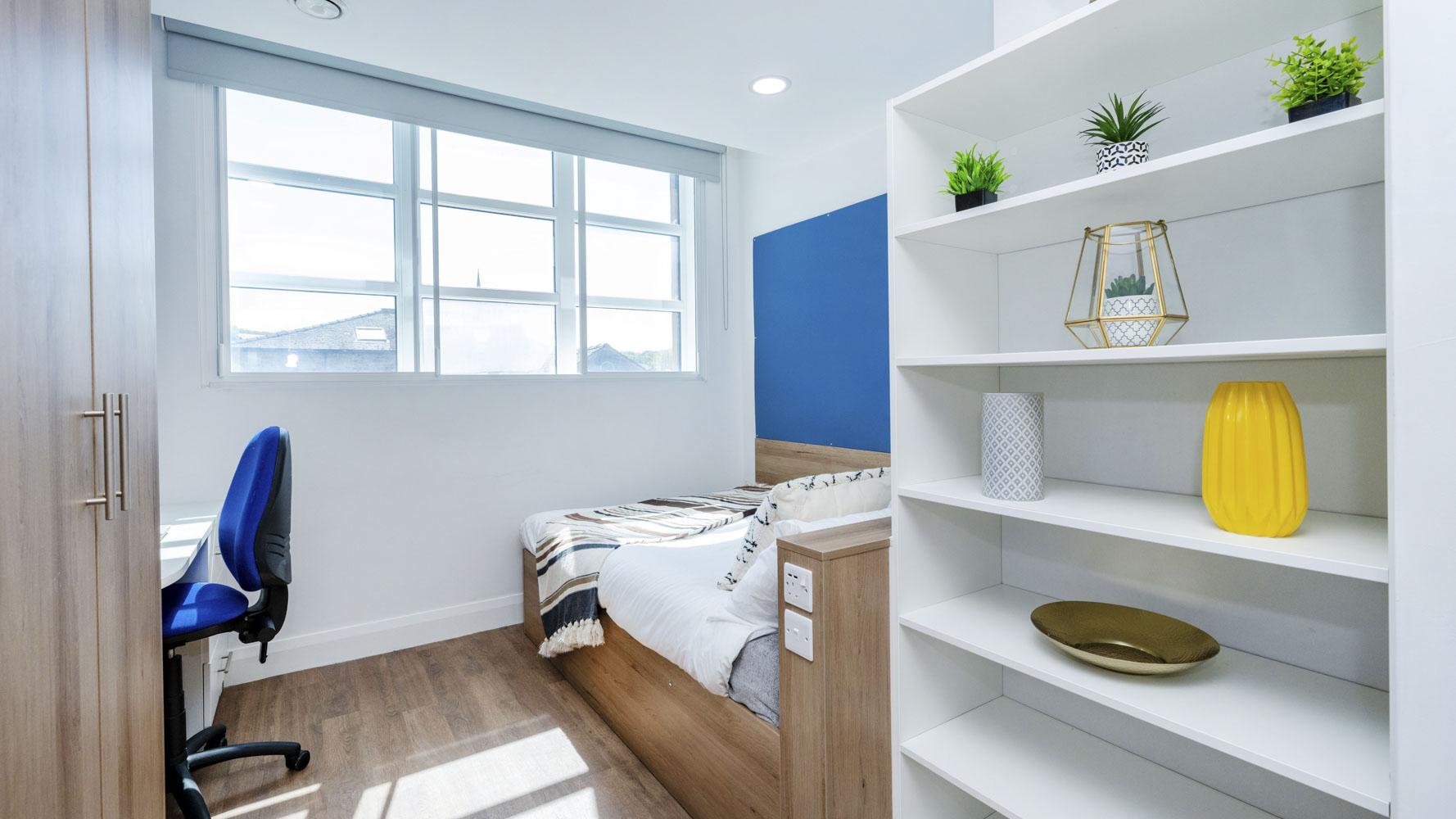  Standard En-Suite  -  St Leonard's House  - Gallery -  7