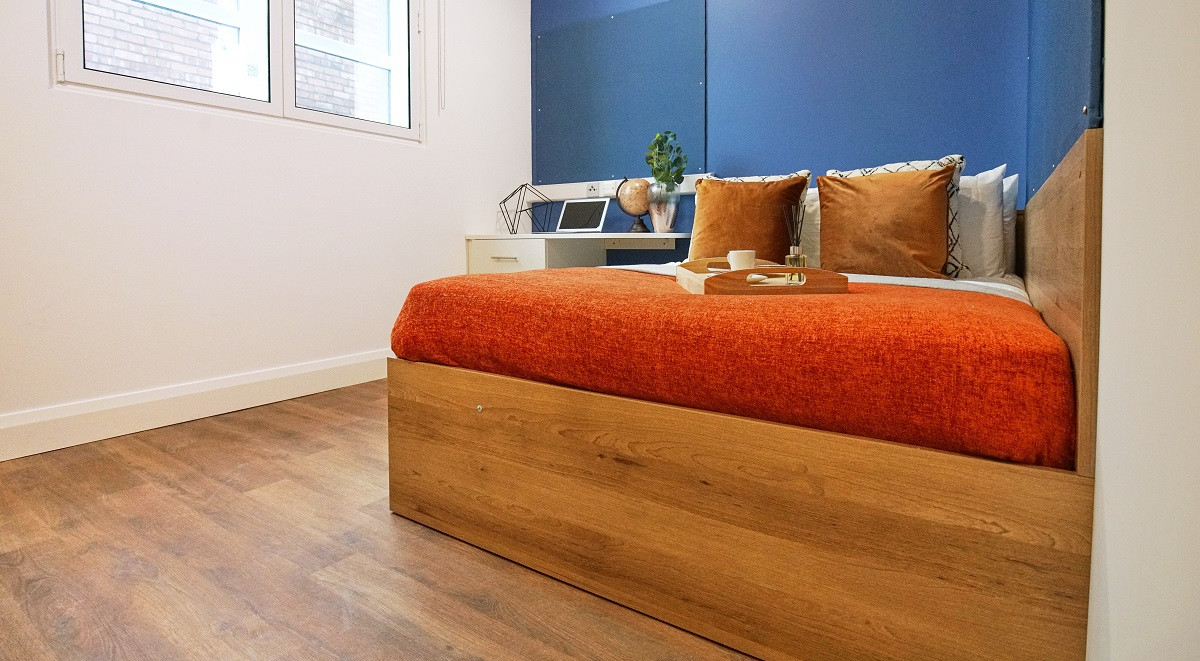  Premium Accessible En-Suite  -  St Leonard's House  - Gallery -  14