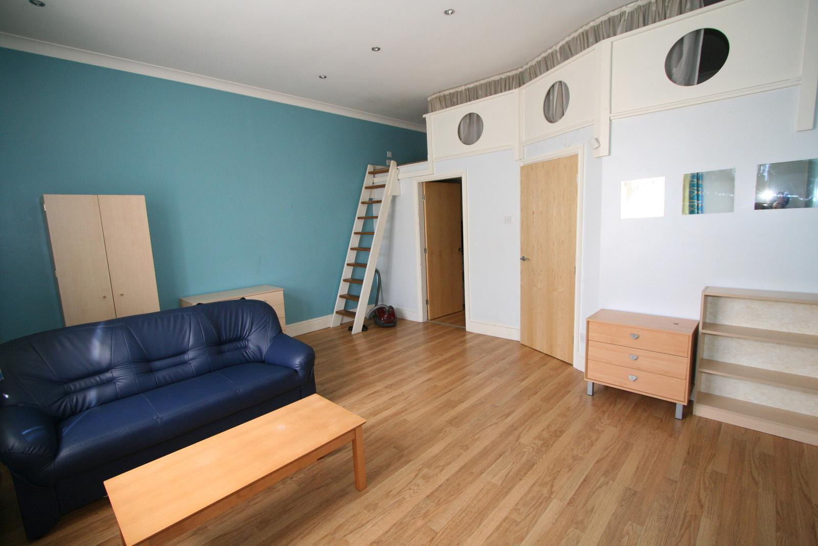 Flat 3, 40 - Rentinc - HYDE TERRACE - LS2 9LN - Gallery - 1