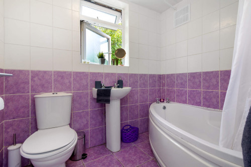 rentinc-st-annes-drive-ls4-2rz-leeds-187927181420231005055737AM