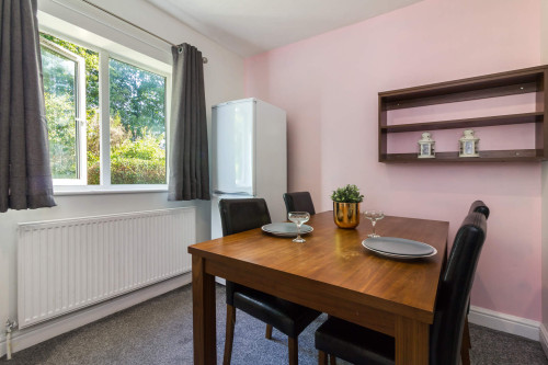 rentinc-st-annes-drive-ls4-2rz-leeds-85286141020251211015654AM