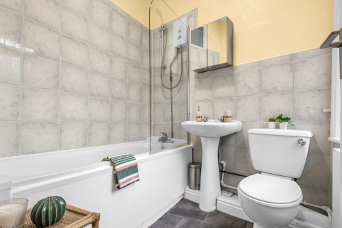 Rentinc - BURLEY ROAD - LS3 1JP - Gallery - 15