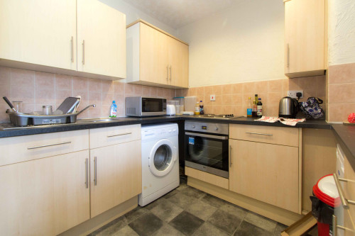Rentinc - BURLEY ROAD - LS3 1JP - Gallery - 24