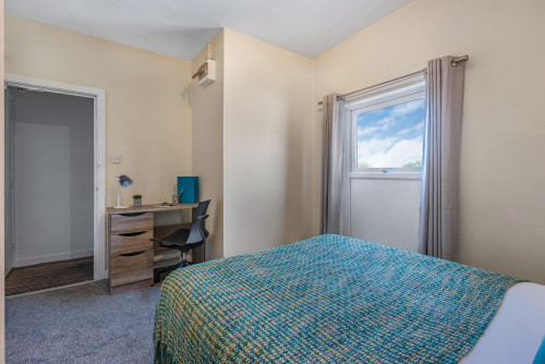 Rentinc - BURLEY ROAD - LS3 1JP - Gallery - 32