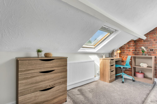rentinc-headingley-crescent-ls6-3eh-leeds-119876459820230905072402AM