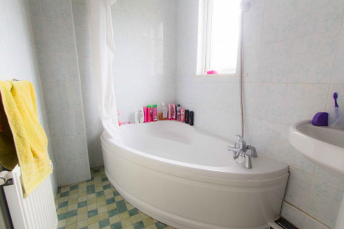 rentinc-headingley-crescent-ls6-3eh-leeds-121080129320230627122118AM