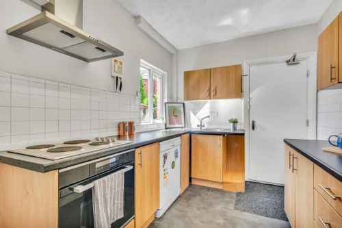 rentinc-headingley-crescent-ls6-3eh-leeds-125509806320230905072358AM