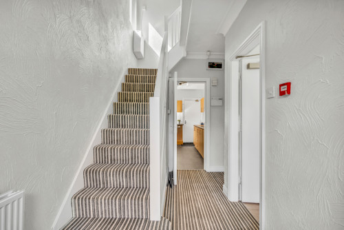 rentinc-headingley-crescent-ls6-3eh-leeds-149055559220230905072404AM