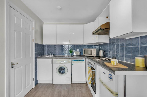 Rentinc - VICTORIA TERRACE - LS3 1BX  - Gallery -  5