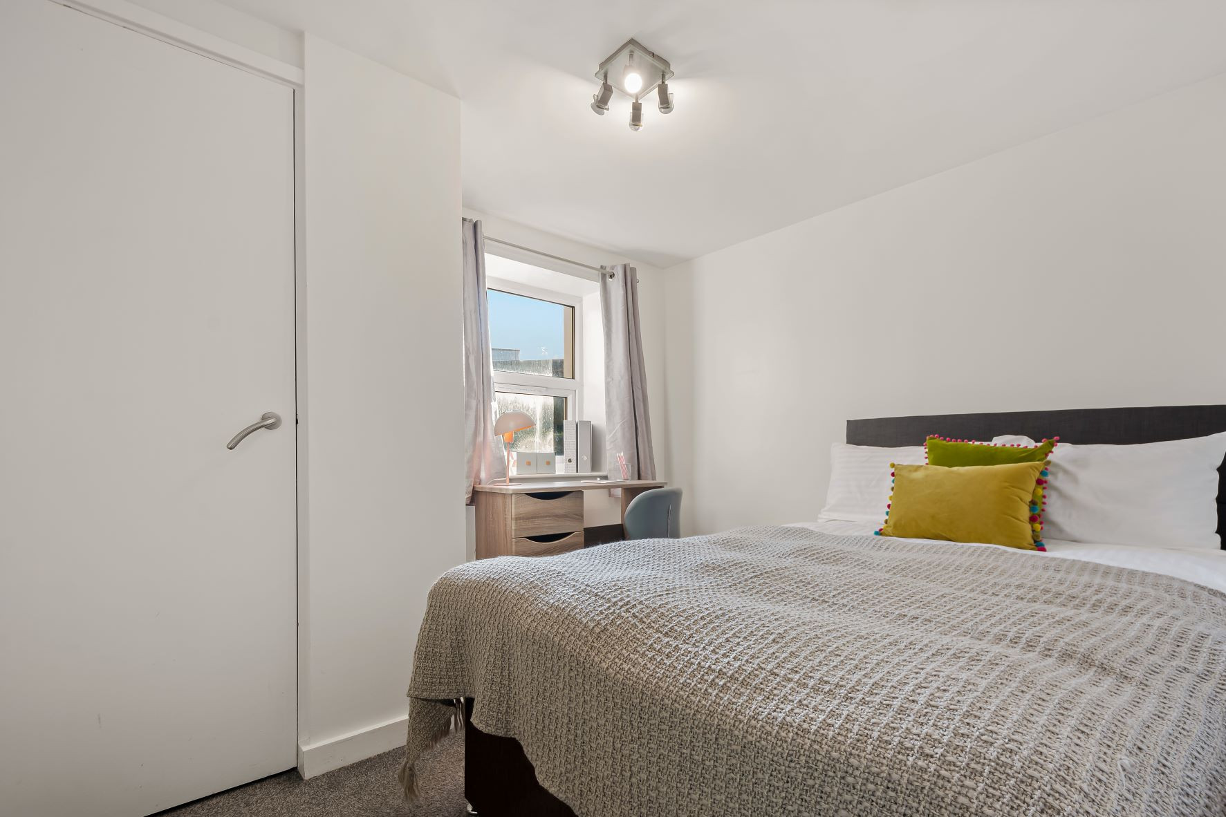  Flat 8, V3  -  Rentinc - VICTORIA TERRACE - LS3 1BX  - Gallery -  11