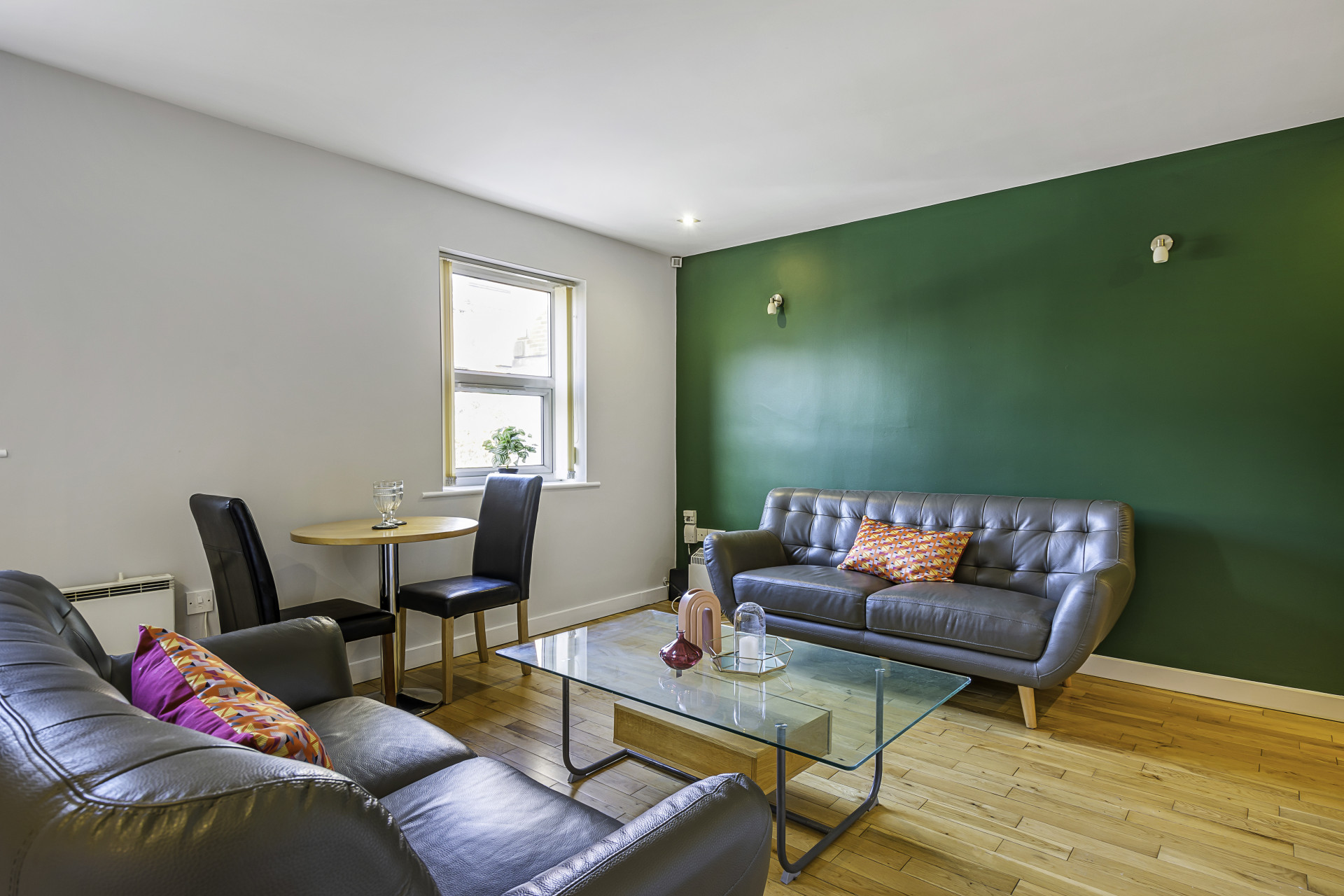  Flat 2, V3  -  Rentinc - VICTORIA TERRACE - LS3 1BX  - Gallery -  11