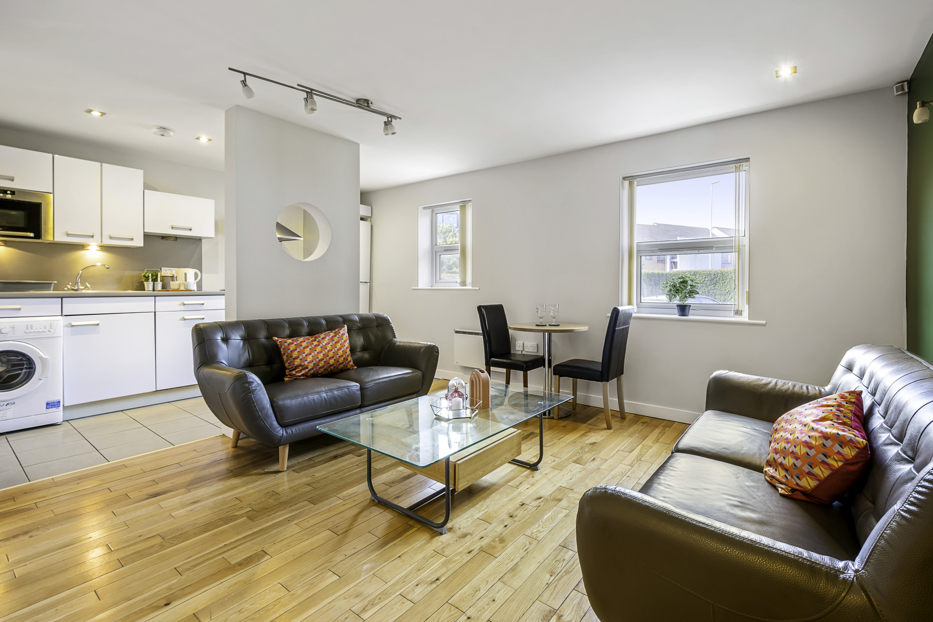  Flat 2, V3  -  Rentinc - VICTORIA TERRACE - LS3 1BX  - Gallery -  9