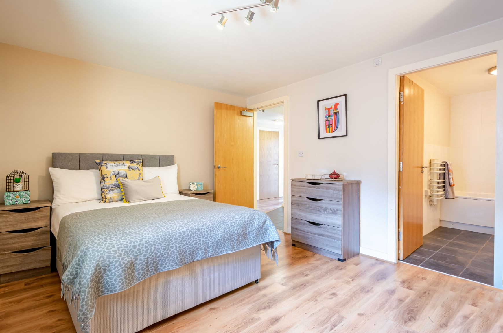  Flat 9, V3  -  Rentinc - VICTORIA TERRACE - LS3 1BX  - Gallery -  8