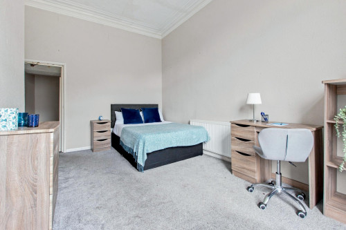 rentinc-kelso-road-ls2-9pr-leeds-195765086420260806122618PM