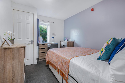 rentinc-hyde-park-terrace-ls6-1bj-leeds-142784279120250426123033AM