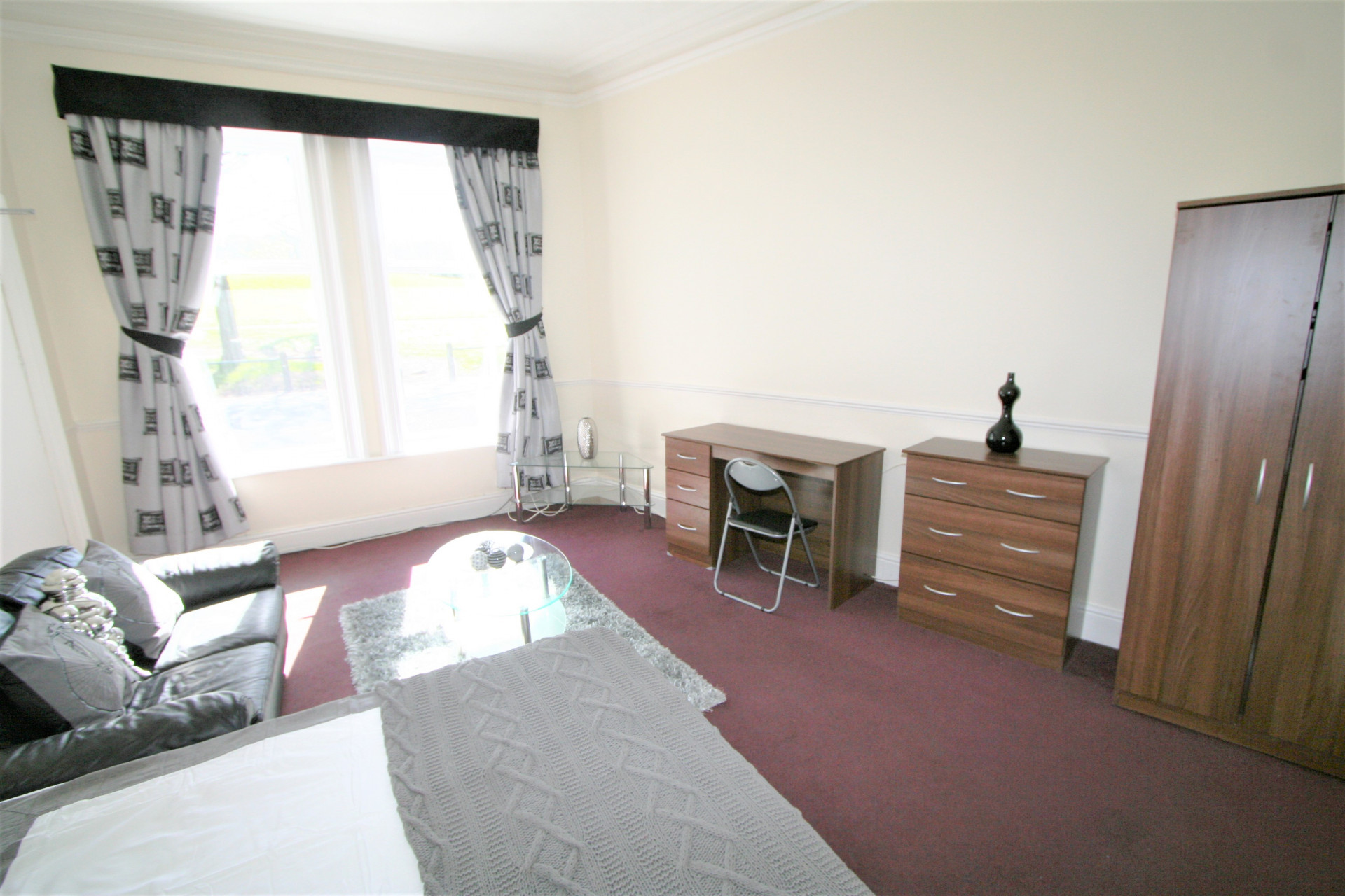  Flat 4, 223  -  Rentinc - HYDE PARK ROAD - LS6 1AH  - Gallery -  2