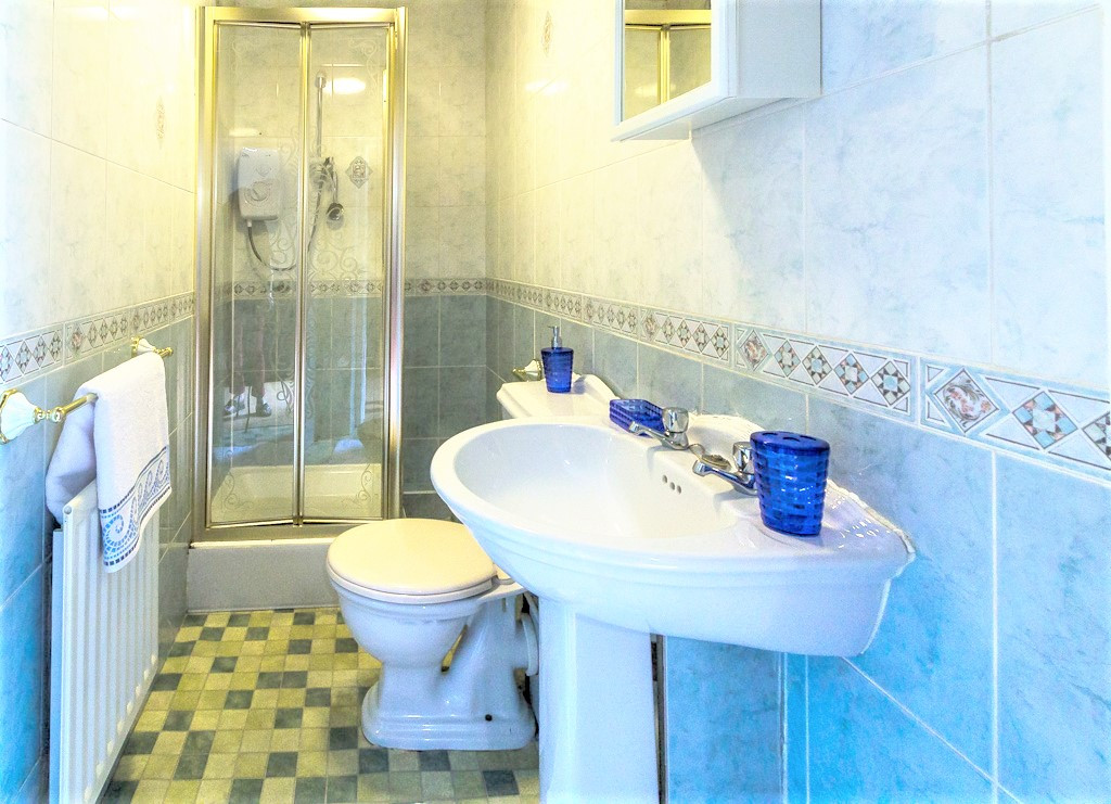  Flat 4, 227  -  Rentinc - HYDE PARK ROAD - LS6 1AH  - Gallery -  4