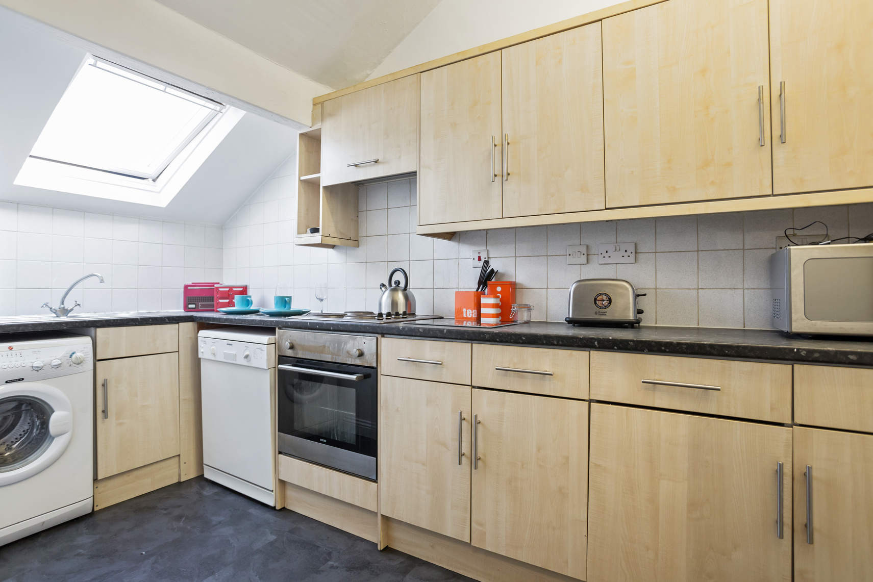 Flat 2, 1 - 39