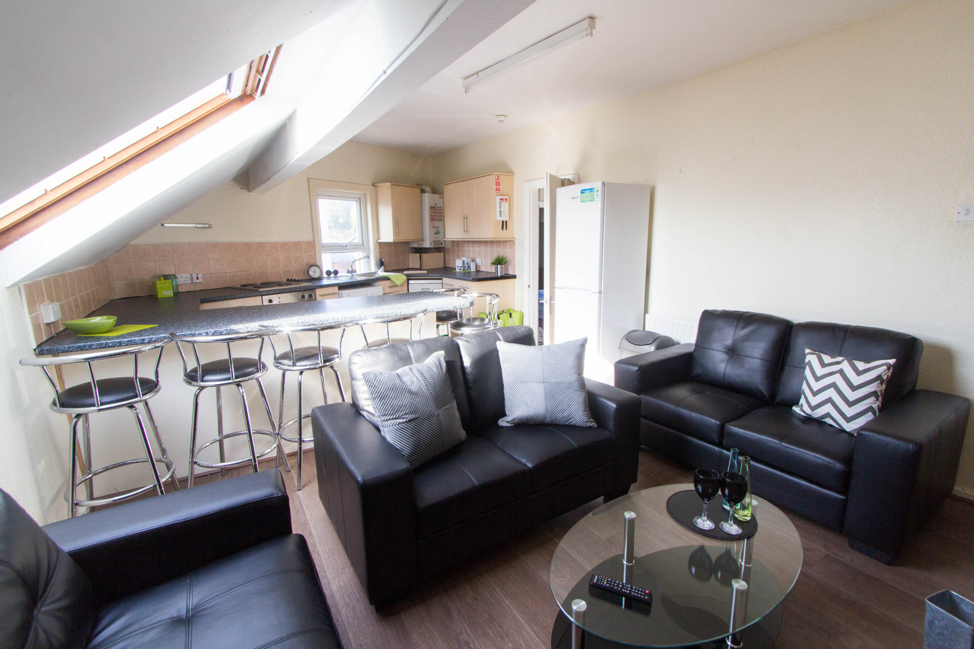  169a  -  Rentinc - CARDIGAN ROAD - LS6 1QL  - Gallery -  25