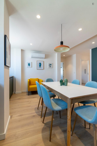 Inviting single bedroom in Albors  - Gallery -  5