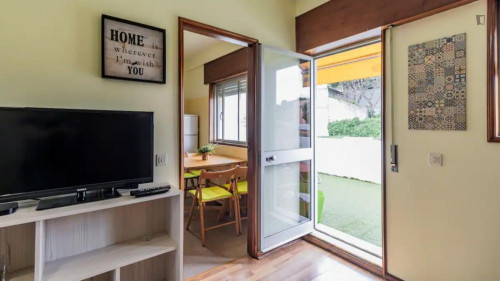 Excellent 2-bedroom flat in an amazing terrace