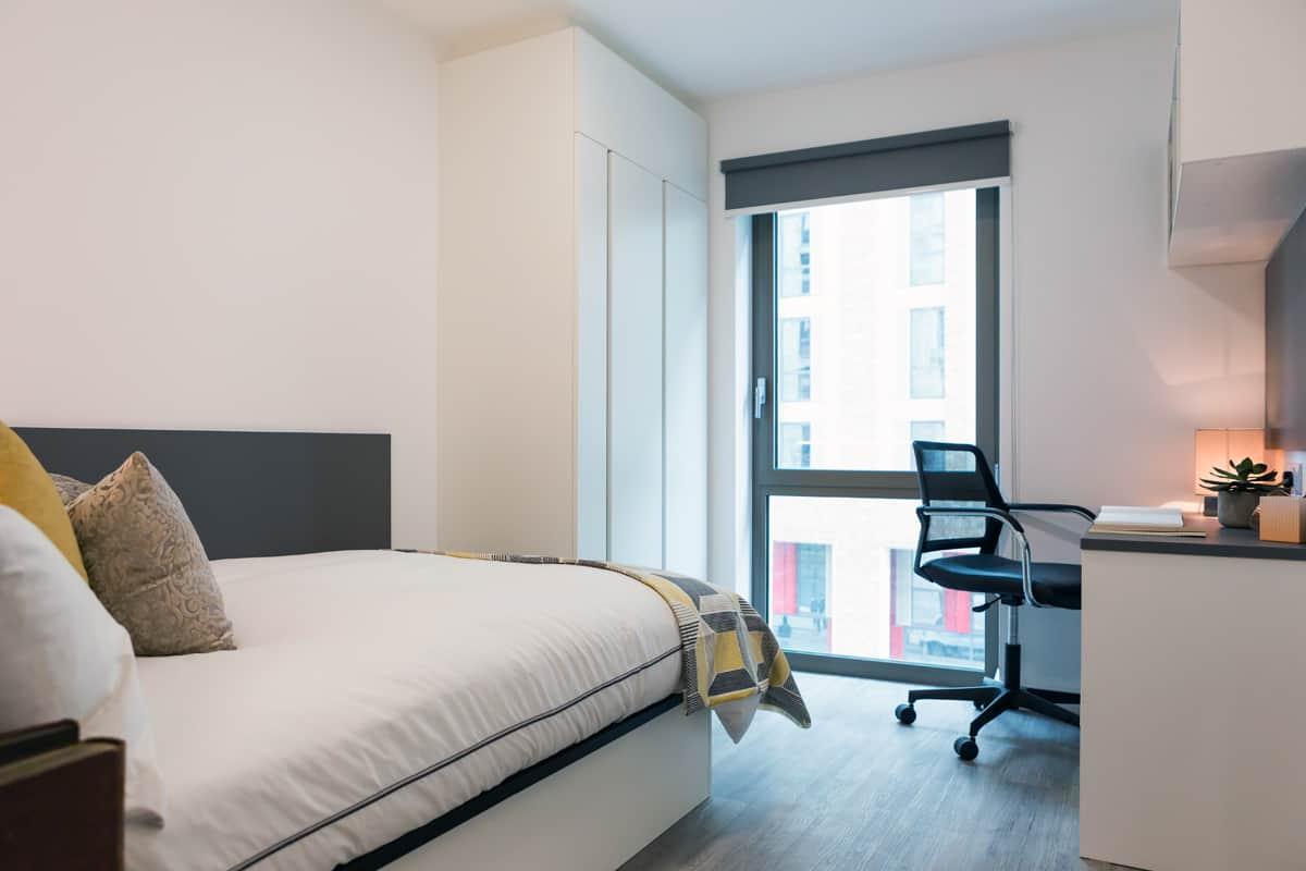  Bronze Studio - Street View | Upper Level  -  Highbury II Residence - Flexible Tenancies  - Gallery -  2