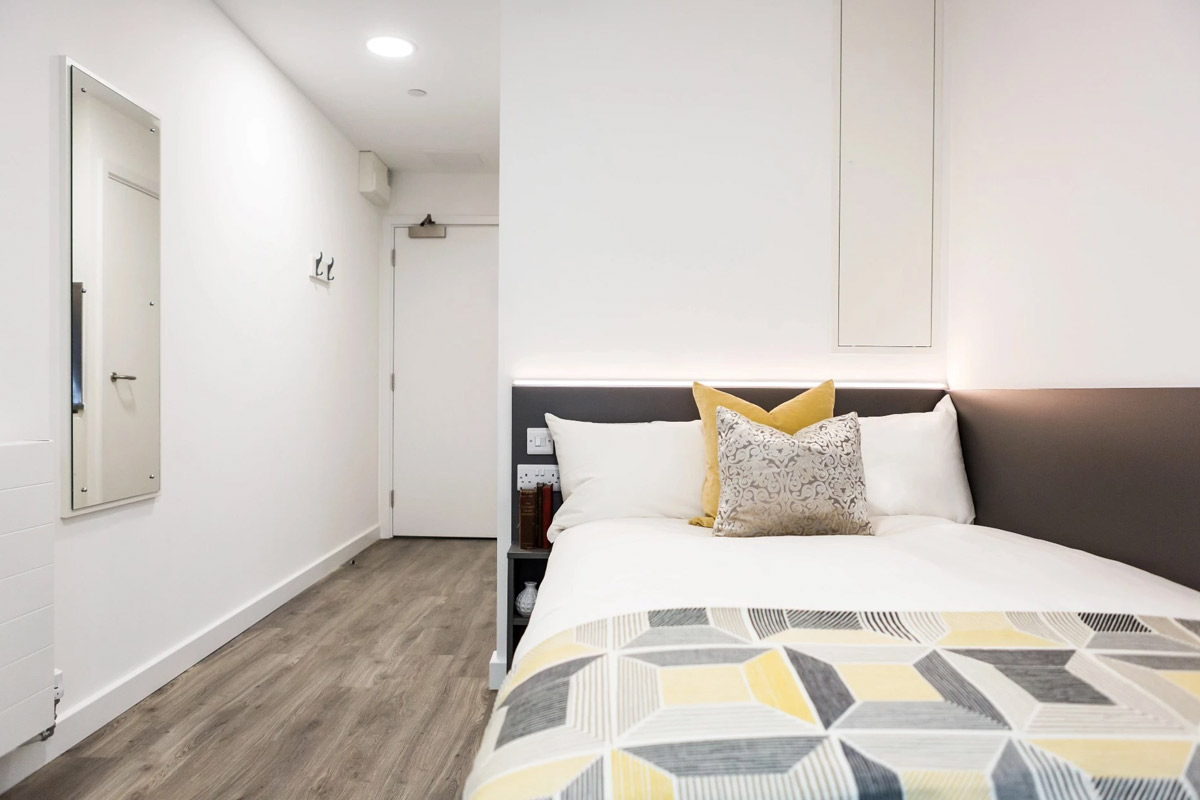  Bronze Studio - Street View | Upper Level  -  Highbury II Residence - Flexible Tenancies  - Gallery -  1