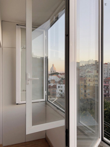 Stylish studio in Graça