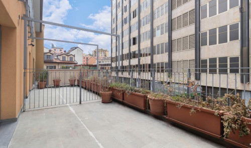 Bright 1-bedroom apartment near Piazza Gae Aulenti