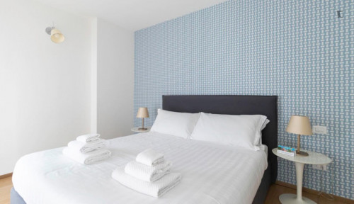 Lovely 2-bedroom apartment close to Milano Porta Garibaldi train station