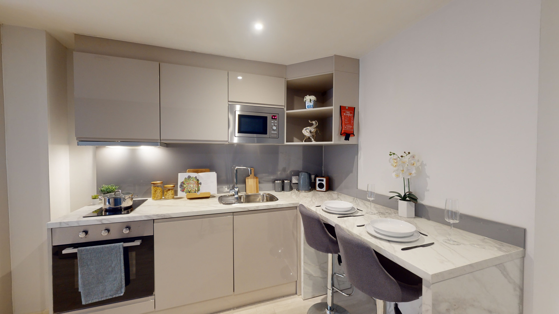  Premium Double Flat  -  79 Silver Street  - Gallery -  29